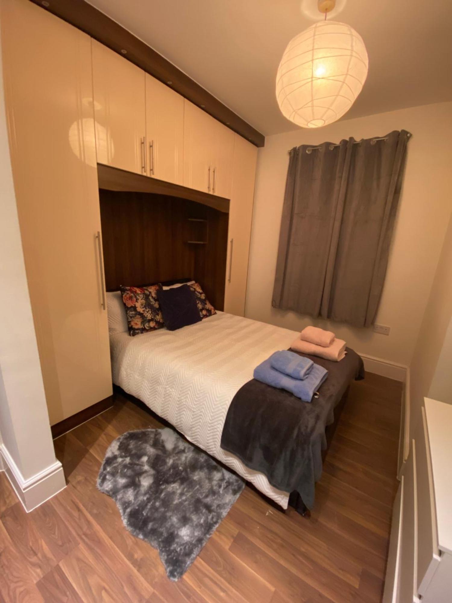 Westfield Bedroom Gasthof London