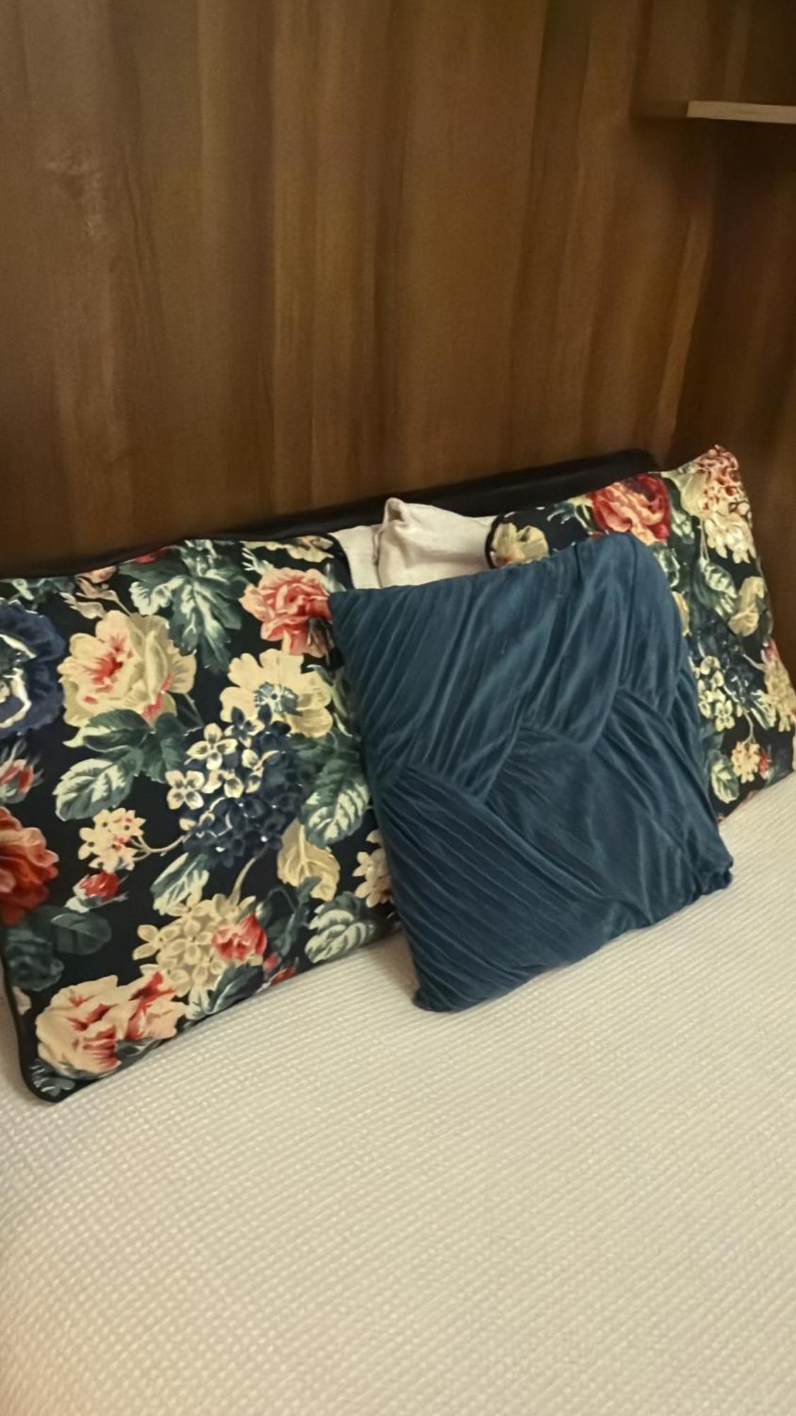Gasthof Westfield Bedroom London
